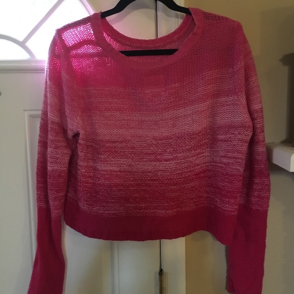 Holister Sweater - Picture 2 of 2